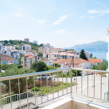 Apartment Horizont Trogir Bagian luar foto