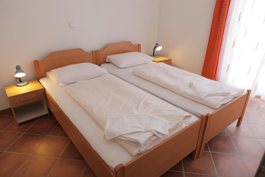 Apartment Horizont Trogir Bagian luar foto