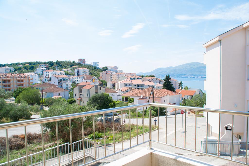 Apartment Horizont Trogir Bagian luar foto