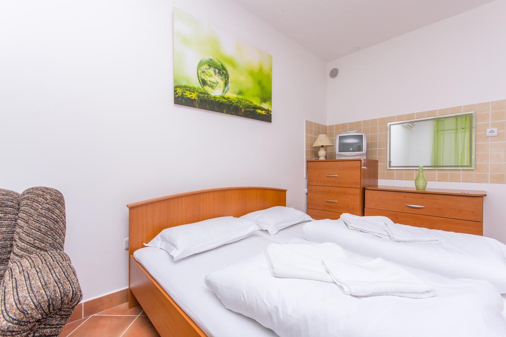 Apartment Horizont Trogir Bagian luar foto
